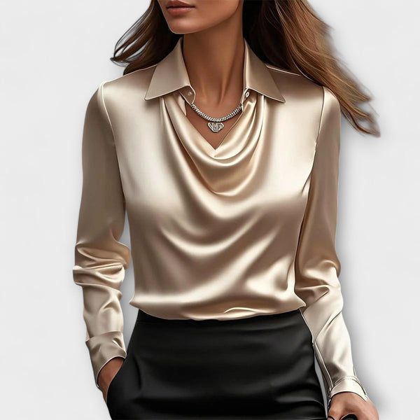 Meli - Champagnerfarbene glänzende Bluse mit Raffung
